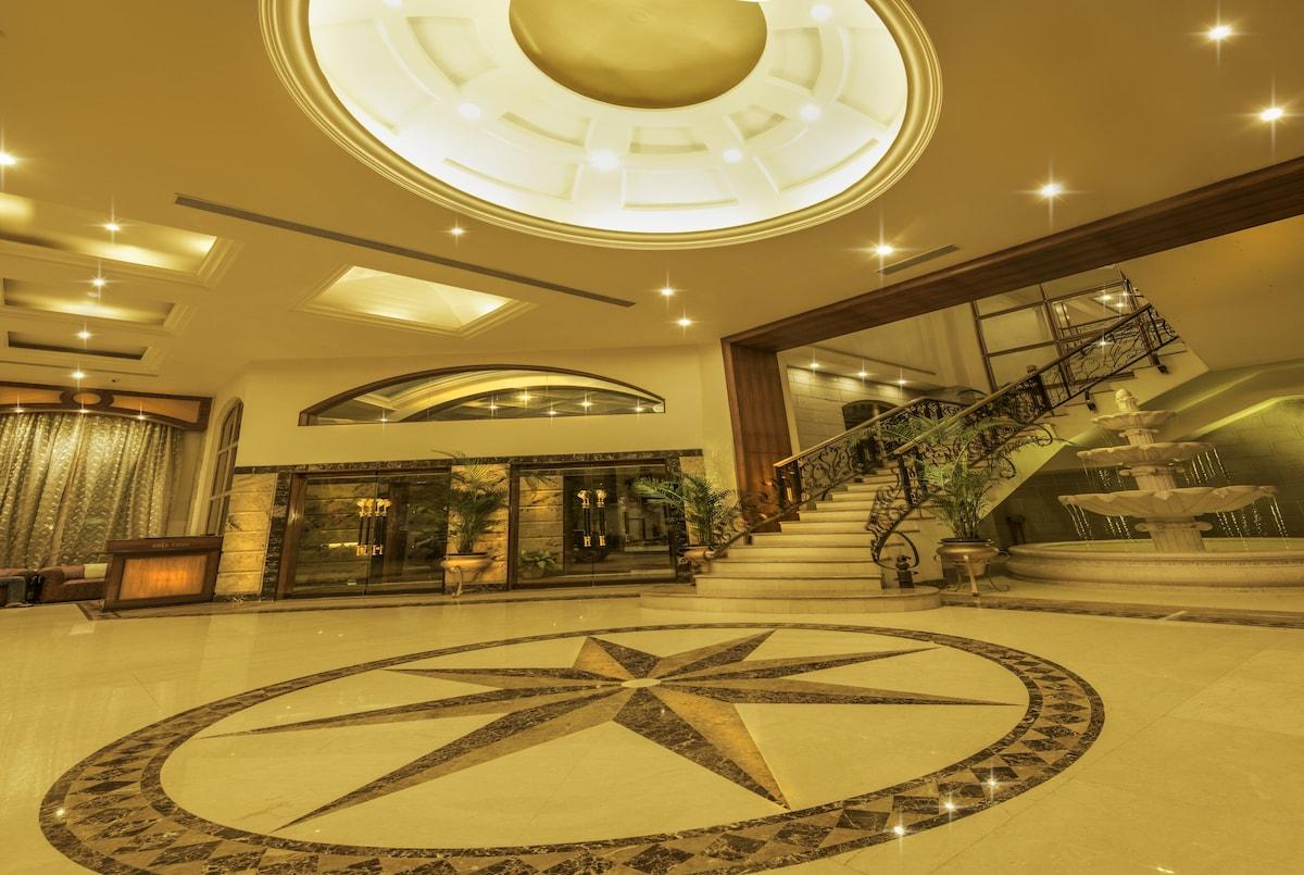 Отель Ira By Orchid Mumbai T-2 International Airport Экстерьер фото